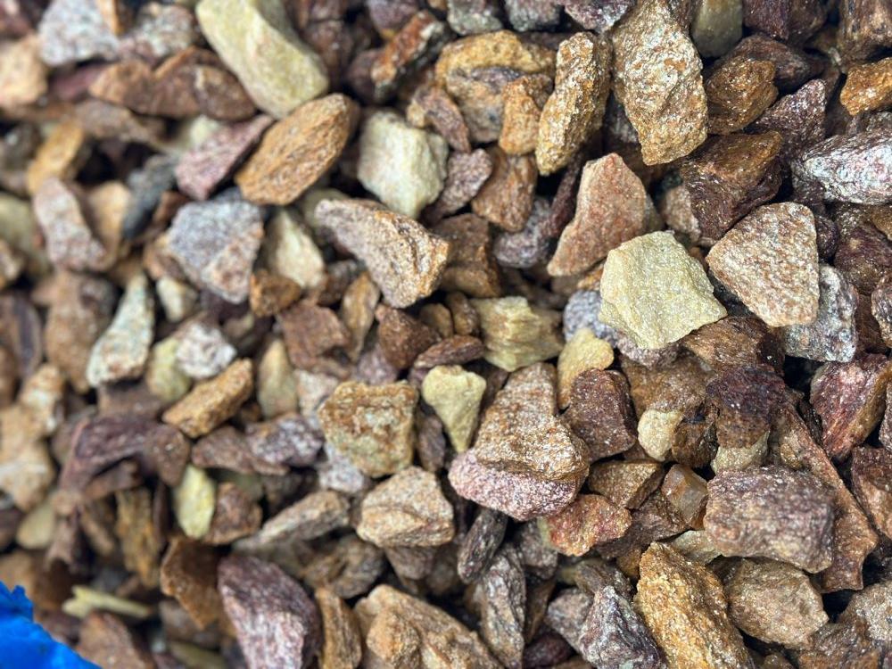 Златолит персиковый декоративная каменная крошка купить в Альметьевске