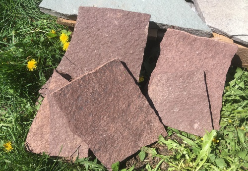 Плитняк лемезит бордовый для цоколя 1,5-2 см купить в Альметьевске