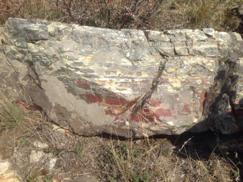 Гигантские зелёные валуны для ландшафтного дизайна весом более 5 тонн купить в Альметьевске