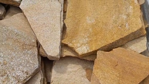 Плитняк златолит жёлтый для цоколя купить в Альметьевске
