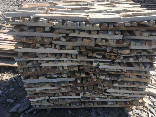 Горбушка златолит золотистый для облицовки купить в Альметьевске