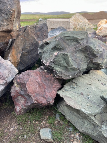 Камни для ландшафтного дизайна зелёные 10-60 килограмм купить в Альметьевске