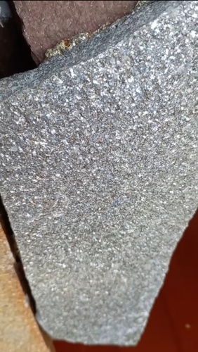 Плитняк златолит серебристый для цоколя, отмостки купить в Альметьевске